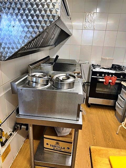 Traditional Caf in Tadworth For Sale for Sale