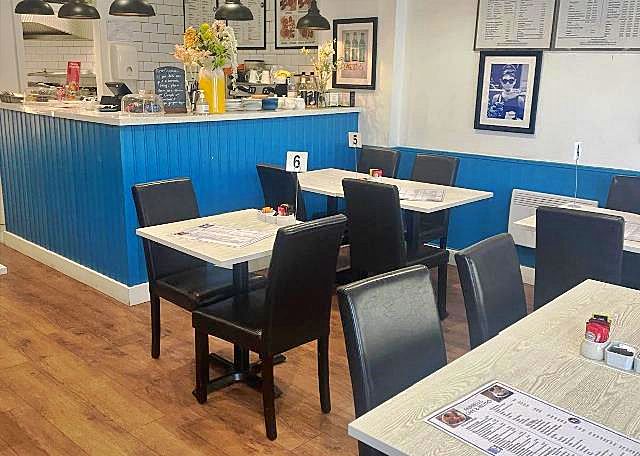 Sell a Café plus Coffee Shop in Camberley For Sale