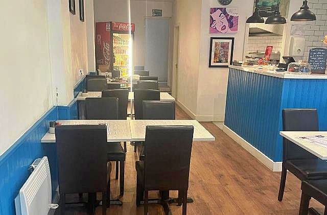 Café plus Coffee Shop in Camberley For Sale for Sale