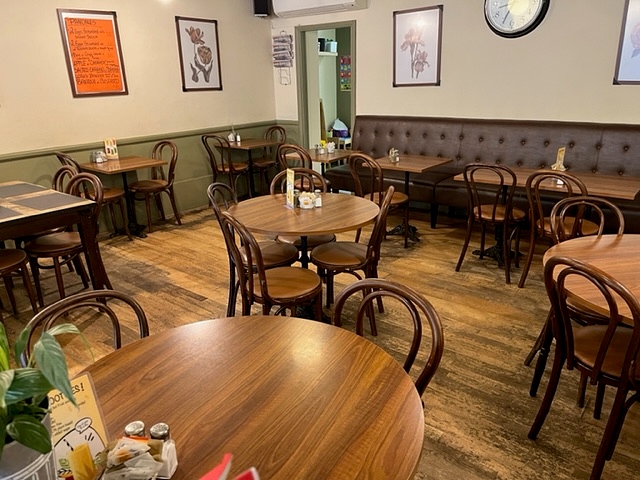 Buy a Well Established Caf in North London For Sale