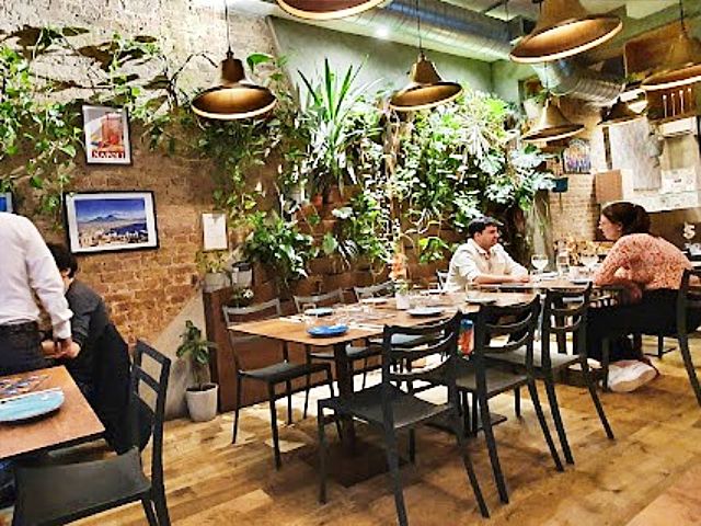 Sell a Italian Restaurant in North London For Sale