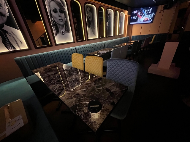 Restaurant and Coffee Shop in Primrose Hill For Sale for Sale