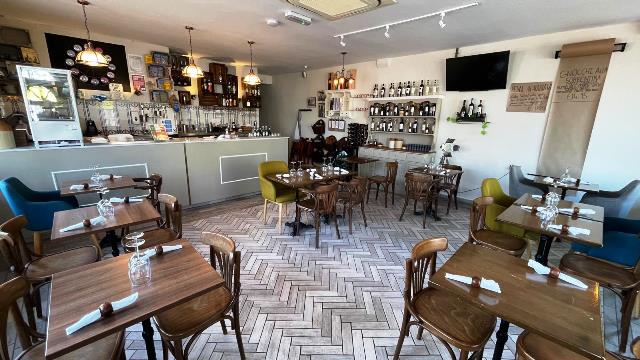 Licensed Italian Restaurant in Surrey for Sale