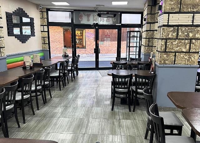 Sell a Well Established Café Coffee Shop in Hampshire For Sale