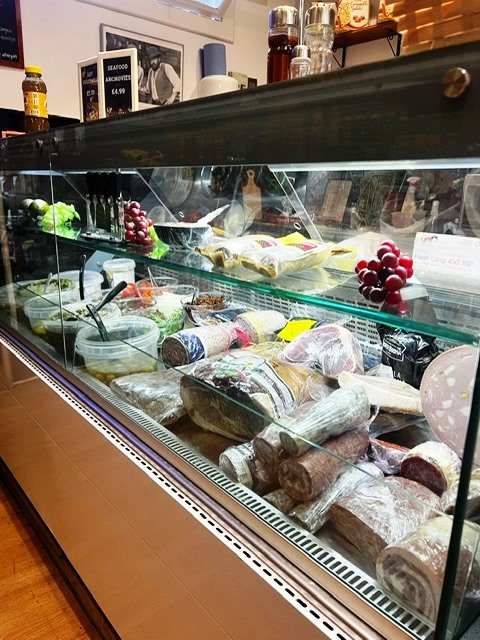Italian Coffee Shop and Deli in Hertfordshire For Sale for Sale