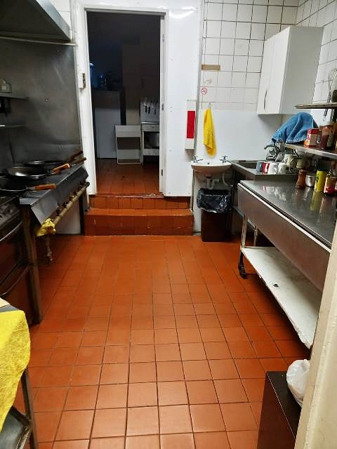 Buy a Closed FREEHOLD Chinese Takeaway in Surrey For Sale