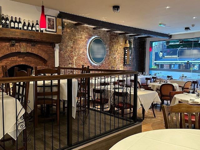 Sell a Italian Restaurant and Bar in Leatherhead For Sale