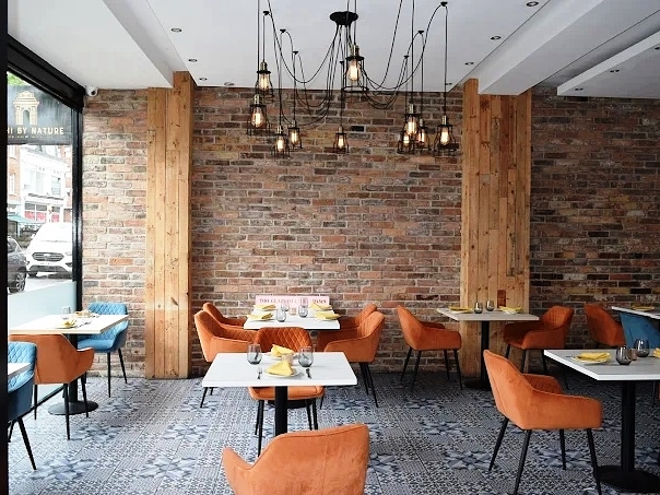 Impressive Licenced Restaurant with Sponsorship Licence in Surrey For Sale for Sale