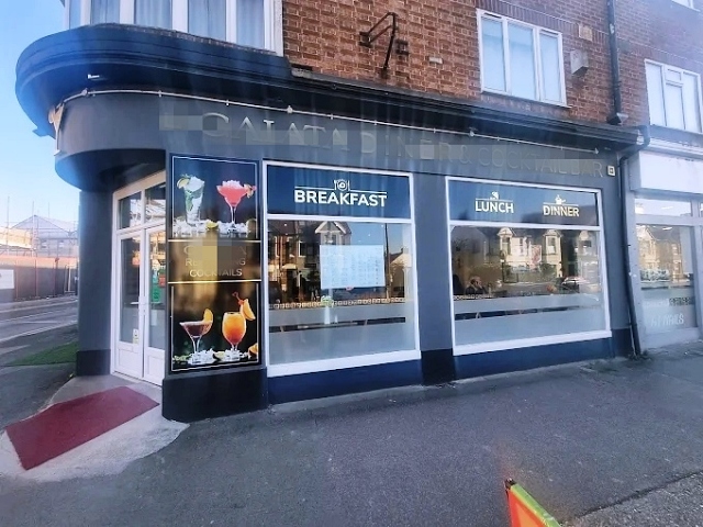 Modern Restaurant and Cocktail Bar in Kent For Sale