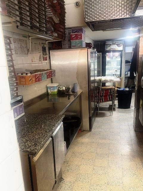Sell a Pizza and Kebab Shop in South London For Sale