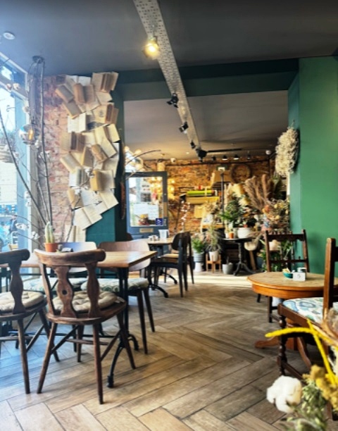 Immaculate Cafe in Middlesex For Sale for Sale