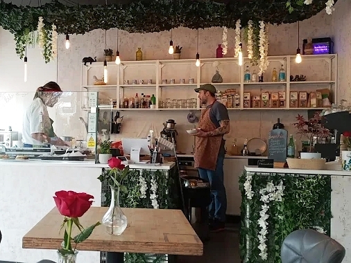 Sell a Licenced Caf and Wine Bar in South London For Sale
