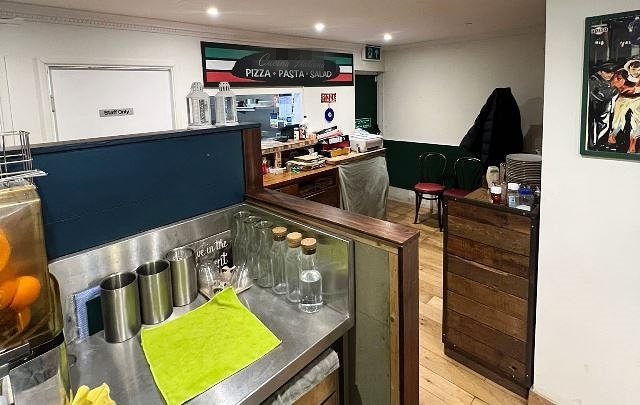 Licensed Italian Restaurant in West London For Sale for Sale
