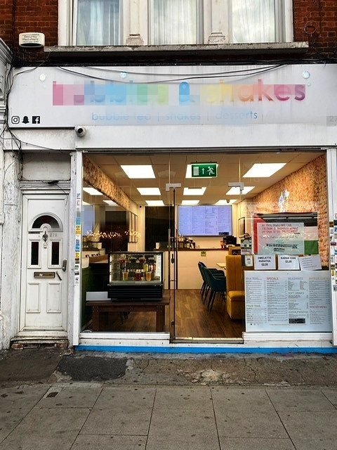 Bubble Tea Room in South London For Sale