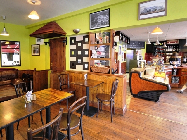 Buy a Licensed Cafe Restaurant in South London For Sale