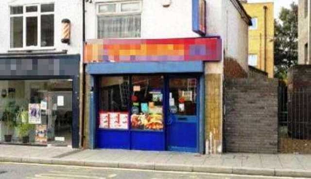 Kebab and Chicken Shop in Surrey For Sale