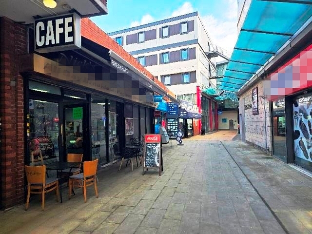 Well Established Caf Restaurant in Kent For Sale