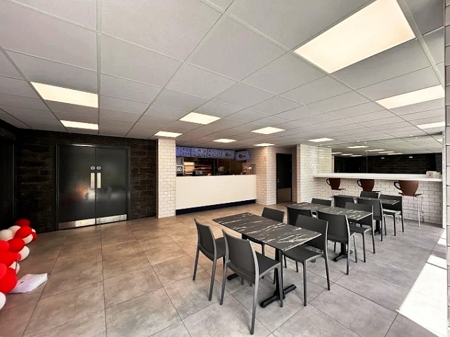 Buy a Chicken Restaurant and Takeaway in South Wales For Sale