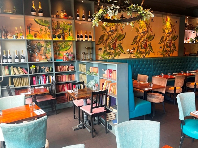 Fantastic Licenced Restaurant in South London For Sale