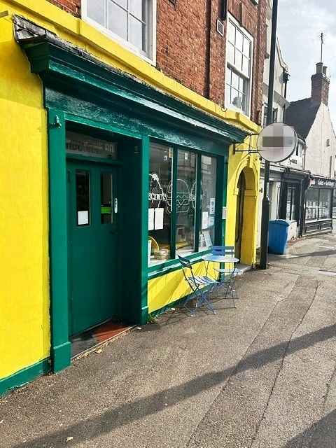 Licensed Restaurant and Takeaway in Derbyshire For Sale