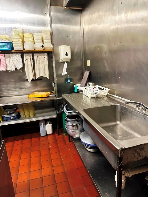 Old Established Chinese Takeaway in Hampshire For Sale for Sale