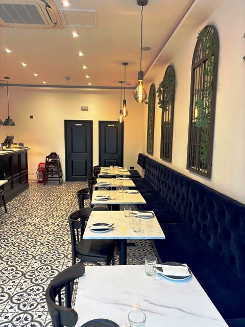 Indian Restaurant and Takeaway in Middlesex For Sale for Sale