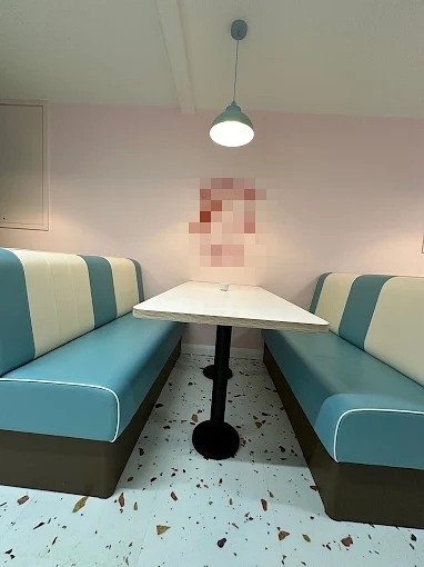 Buy a Ice Cream Parlour and Cafe in Surrey For Sale