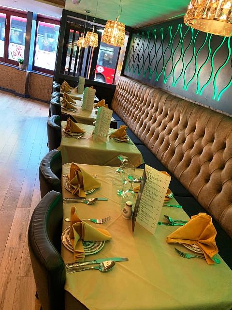 Luxurious Indian Restaurant in Middlesex For Sale