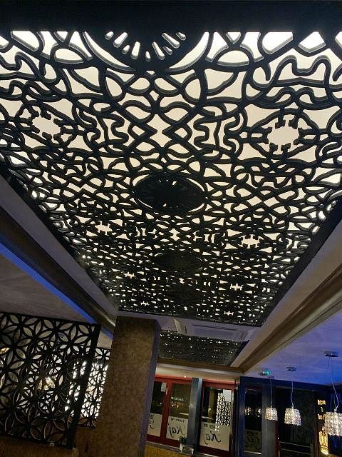 Luxurious Indian Restaurant in Middlesex For Sale for Sale