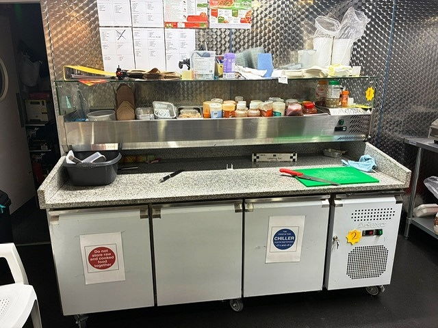 Bubble Tea and Pizza Takeaway in Surrey For Sale for Sale