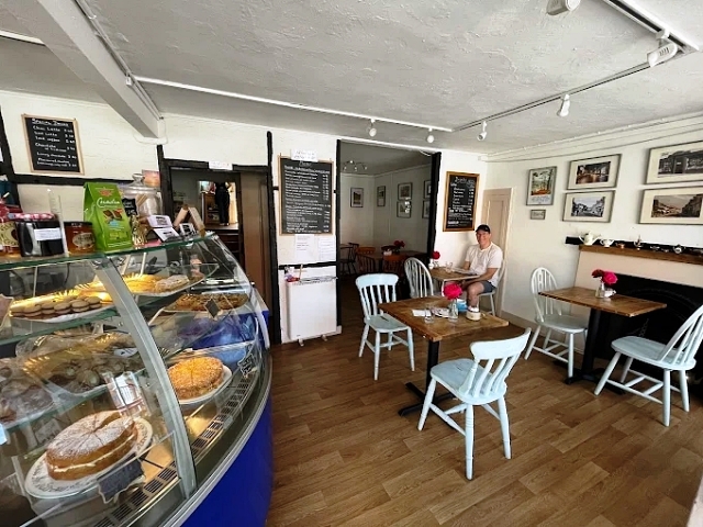 Cafe and Delicatessen in Surrey For Sale