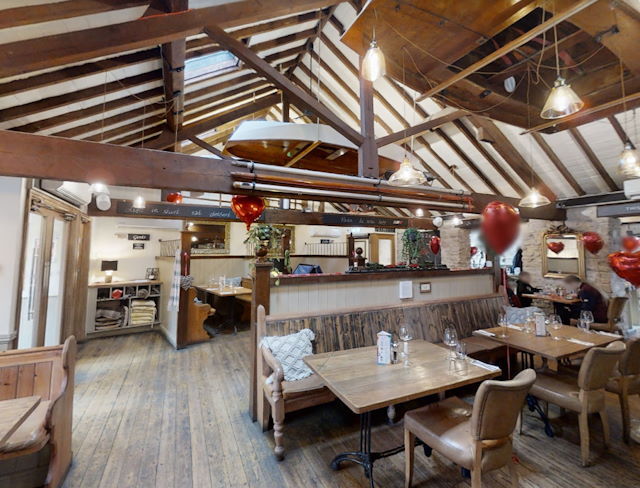 Attractive Italian Restaurant in Lincolnshire For Sale