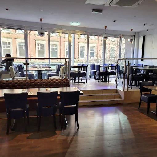 Indian and Sri Lankan Restaurant in Nottinghamshire For Sale