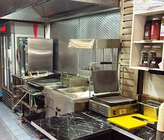 Buy a Chicken and Pizza Shop in North London For Sale