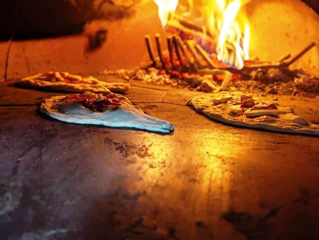 Licensed Italian Wood Fired Pizza Restaurant in Dorset For Sale for Sale