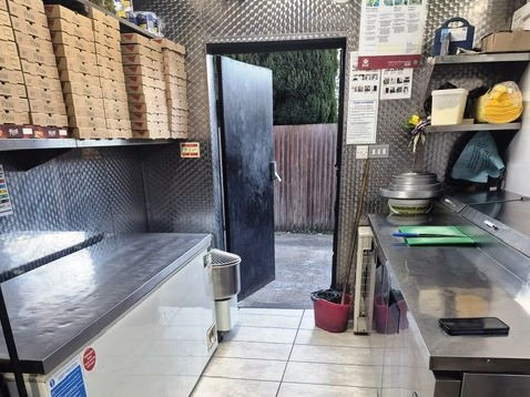 Kebab and Pizza Shop in Kent For Sale for Sale