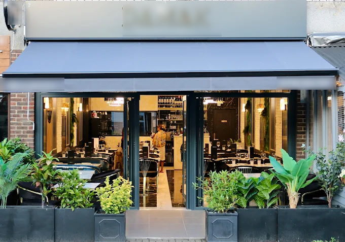 Well Fitted Turkish Restaurant in Berkshire For Sale