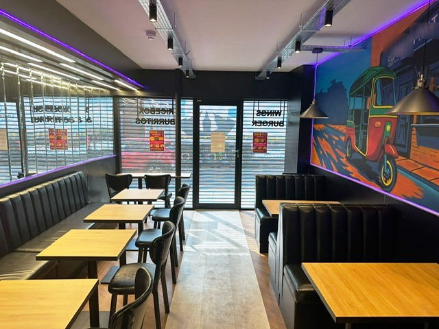 Buy a Fast Food Chicken and Burger Restaurant in North London For Sale