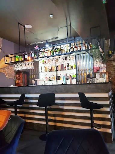 Buy a Caribbean Restaurant in South London For Sale