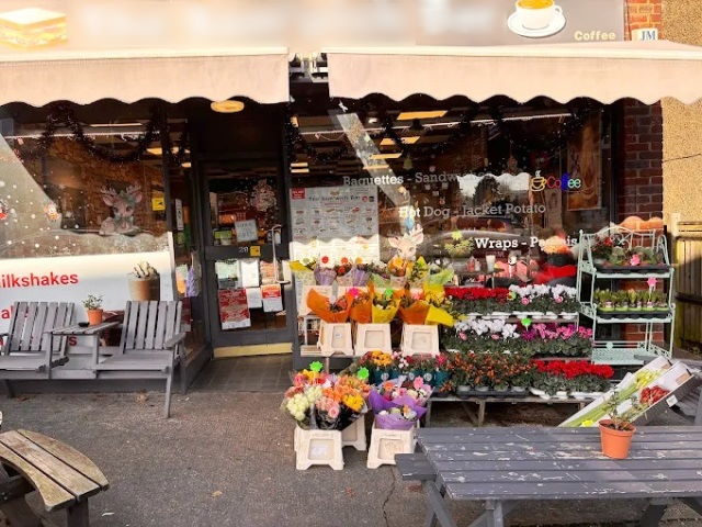 Immaculate Sandwich Bar in Buckinghamshire For Sale