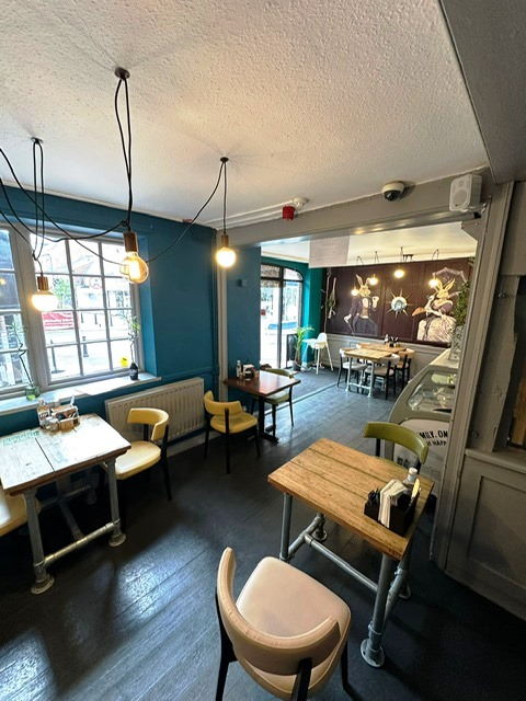Cafe, Fast Food Restaurant and Restaurant in Bedfordshire For Sale