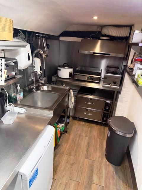Sell a Immaculate Chicken Takeaway in Kent For Sale