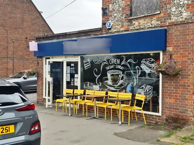 Attractive Coffee Shop in Buckinghamshire For Sale