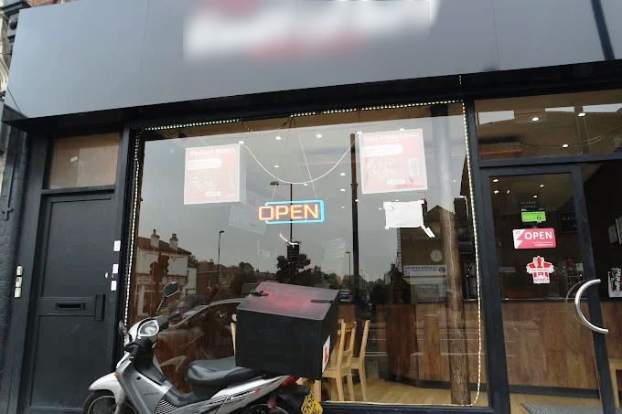 Wood Fired Pizza Restaurant and Takeaway in South London For Sale