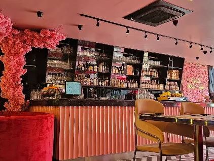 Licensed Cafe Restaurant in Essex For Sale