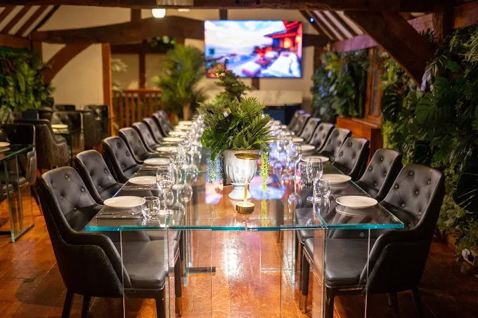 Substantial Restaurant in Middlesex For Sale for Sale