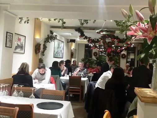 Old Established Chinese Restaurant in Surrey For Sale