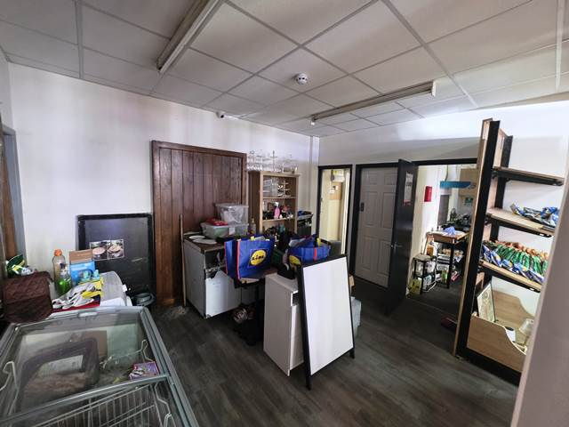 Vacant Premises in Kent fixures