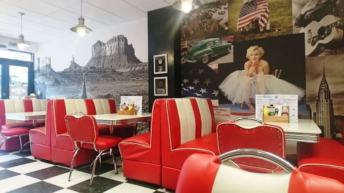 :ocemsed American Diner in Suffolk For Sale