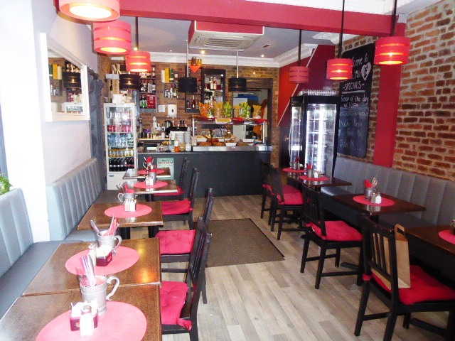 Coffee Shop and Restaurant in Hendon For Sale for Sale